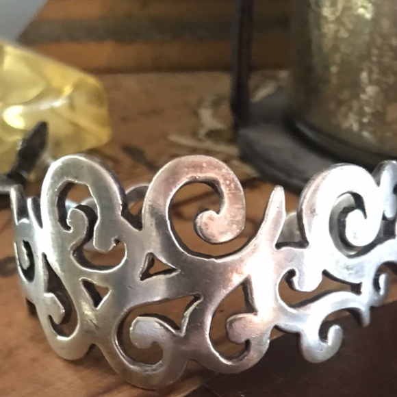 Thick Sterling silver  bracelet - Picture 3 of 3